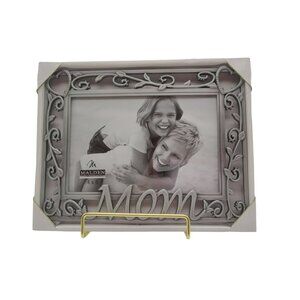 NWT Vintage Malden Silver Scroll Hearts Floral "Mom" Photo Frame